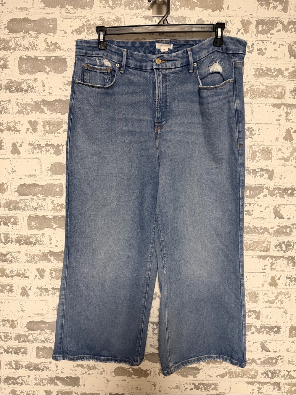 Good American Light Blue Cropped Wide-Leg Jeans 18